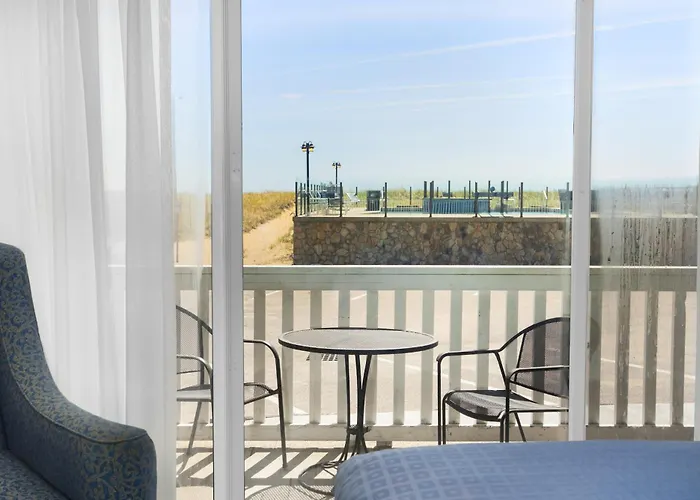 Waves Oceanfront Resort