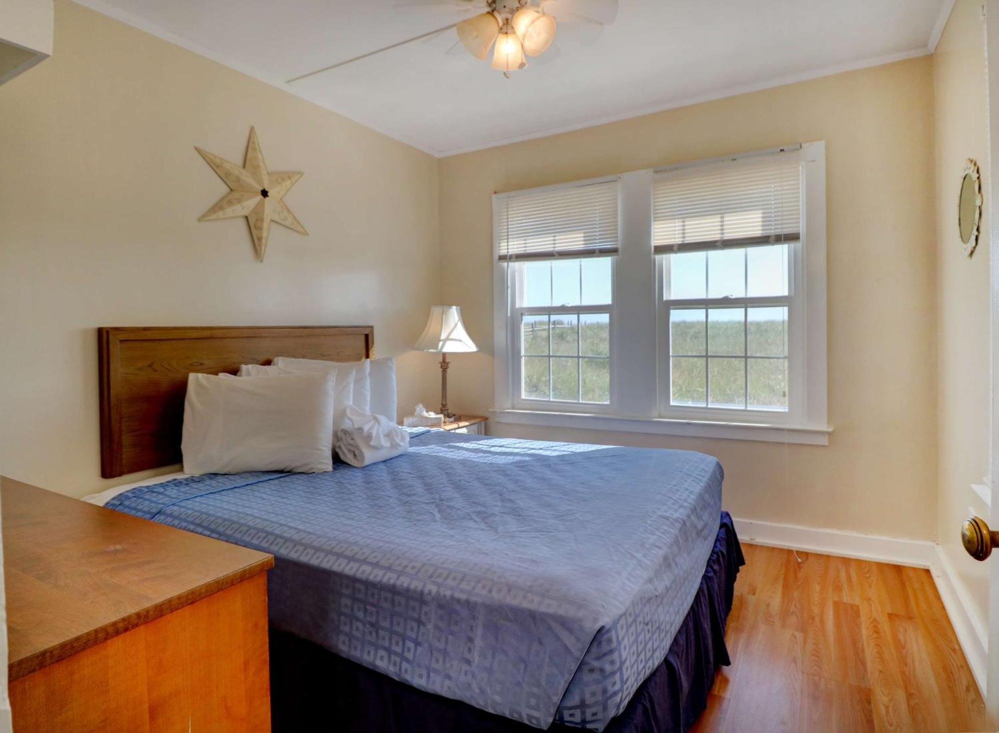 Waves Oceanfront 3*